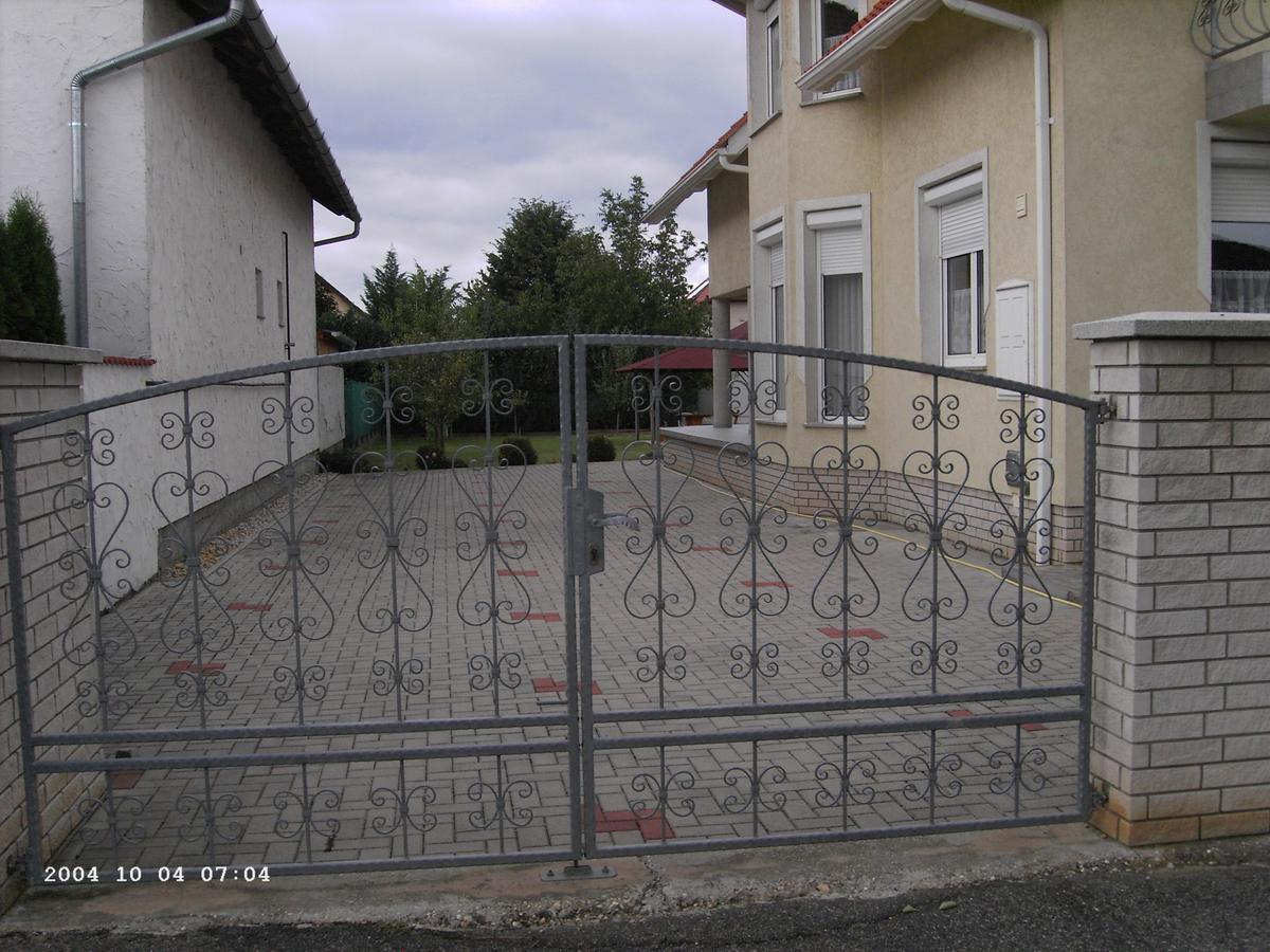 Natalie Appartment Bük エクステリア 写真